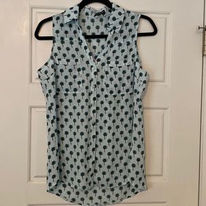 Express Palm Tree Collared Top Size S